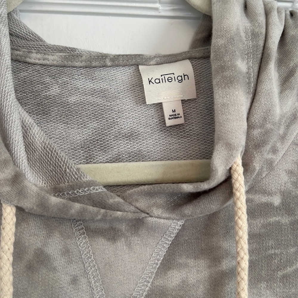Kaleigh sweatshirt - Picture 2 of 2